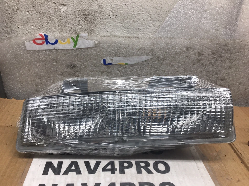 NEW 1987-1996 For CHEVROLET BERETTA PASSENGER PARKING Turn Signal LIGHT #F24 - Image 2 of 4