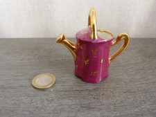 arrosoir miniature , en porcelaine de limoges , dartigeas, objet de vitrine(ch18