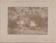 OTTOMAN VINTAGE CABIN PHOTOGRAPH - MAN PLAYING MANDOLIN - MUSIC HISTORY