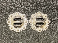 Round Berry Slotted Concho Bright Silver/ Chrome 1-1/2" /Saddle Conchos