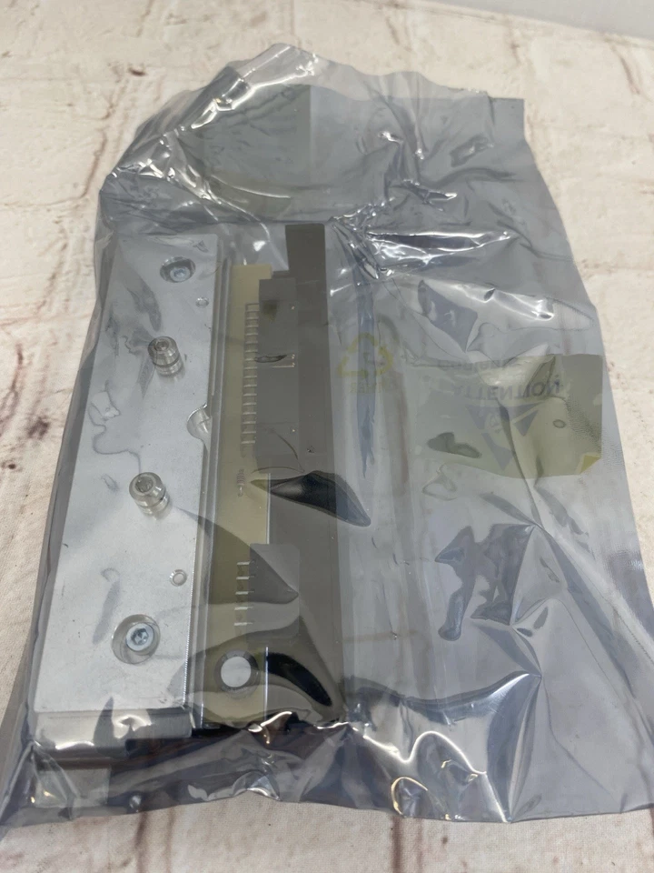 Zebra P1058930-022 Thermal Printhead for ZT410 (300dpi) - Print Head Only - Image 4 of 4