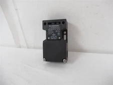 251138 New-No Box; Schmersal AZ16-03ZVRK-M16 Saftey Switch 3)NC Contacts 4A