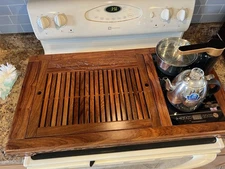 Complete Gongfu Tea Set.  Complete With Accessories.  Chinese Voltage.