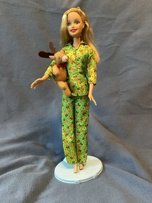 Store Exclusive 2006 Year Manufactured Barbie Dolls & Doll