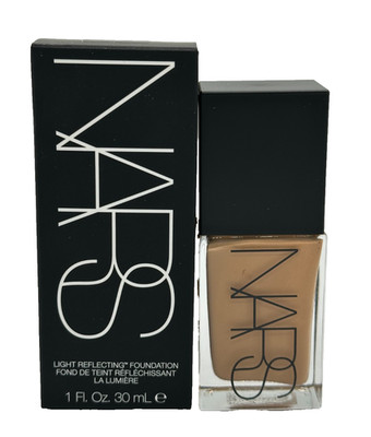Nars Light Reflecting Foundation ~ Medium 2.25 Lanai ~ 1 oz / 30 ml ~