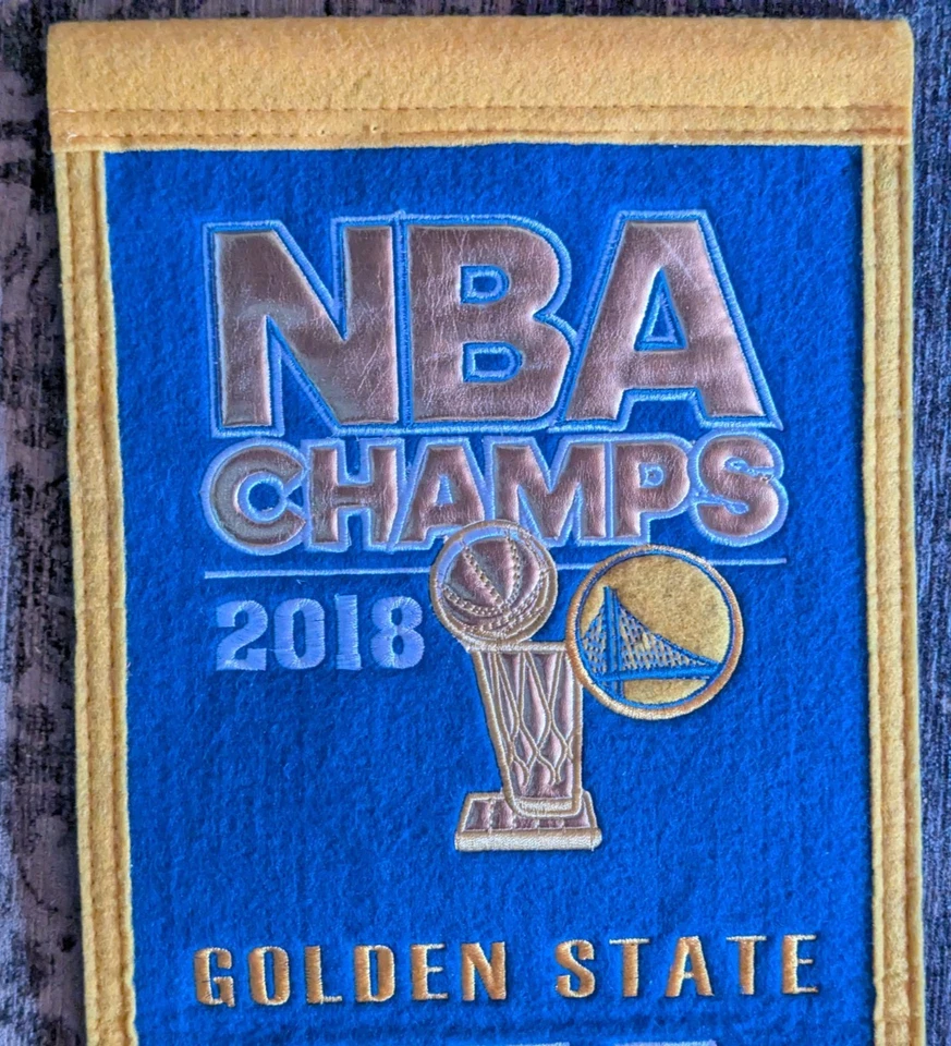 NBA 2018 Champions Banner Golden State Warriors - De lujo con gráficos bordados Foto 2 de 4