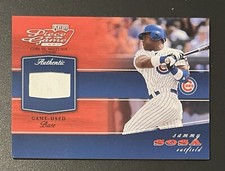 2002 Playoff Sammy Sosa #POG-76 Piece of the Game GU RELIC (QR1)