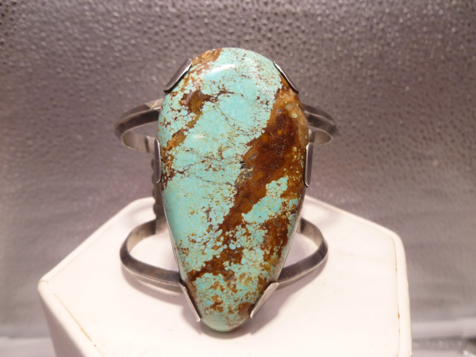 Extra Large Unsigned Navajo Royston Turquoise Cuf… - image 3