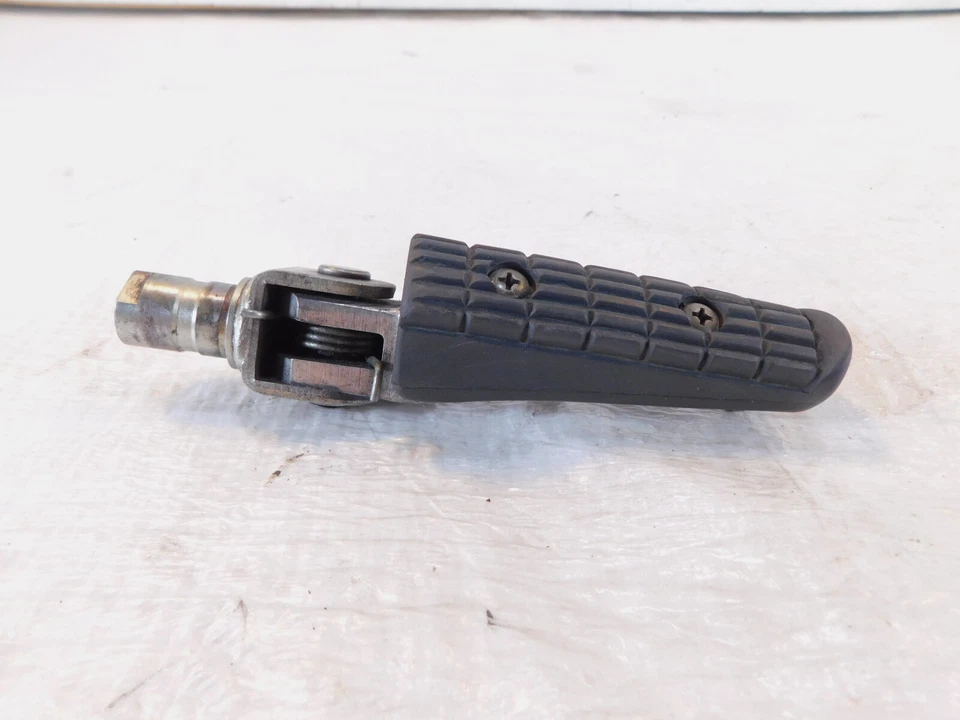 Yamaha FZR600R 1989-1999 estribo delantero derecho reposapiés y soporte de montaje horquilla Foto 2 de 4