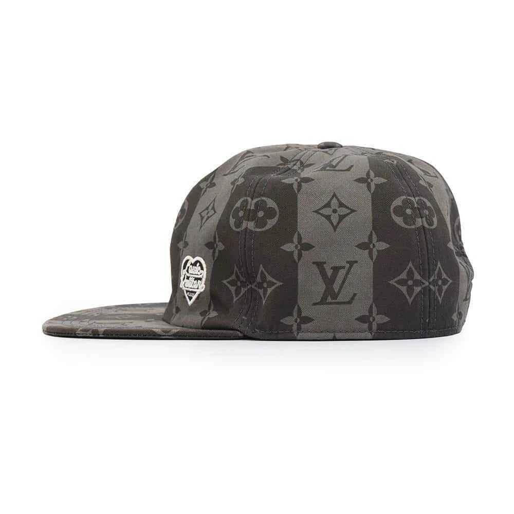 LOUIS VUITTON（LV） Cappellino LOUIS VUITTON LV MADE a righe NIGOCcollaboration taglia L cotone 100% grigio MP3259