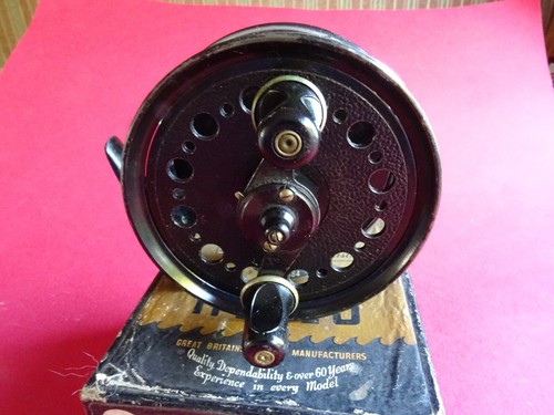 GUTE SELTENE VERPACKTE VINTAGE J W YOUNG 4" LANDEX MOOCHING LACHS FLIEGENROLLE/CENTREPIN - Bild 3 von 12