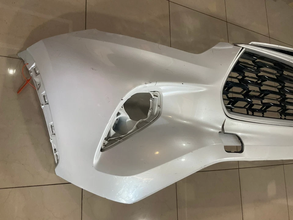 Cubierta de parachoques delantero blanca Toyota Highlander 52119+0E450 2020-2023 OEM Foto 4 de 4