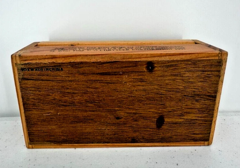 Chrysler Jeep Wrangler 1995 Cuero Repujado Top Gráfico Bisagras Caja de Reloj de Madera Foto 4 de 4
