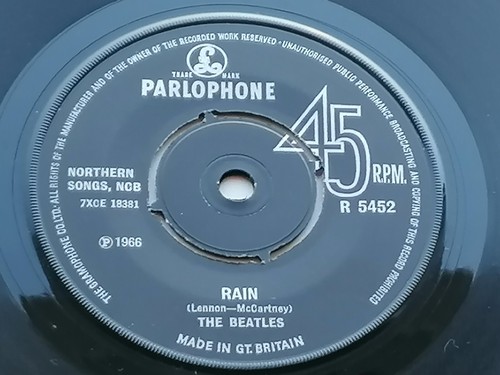 THE BEATLES 1966 UK 45 PAPERBACK WRITER 1969 PRESS NO SOLD IN U.K. - Imagen 5 de 11