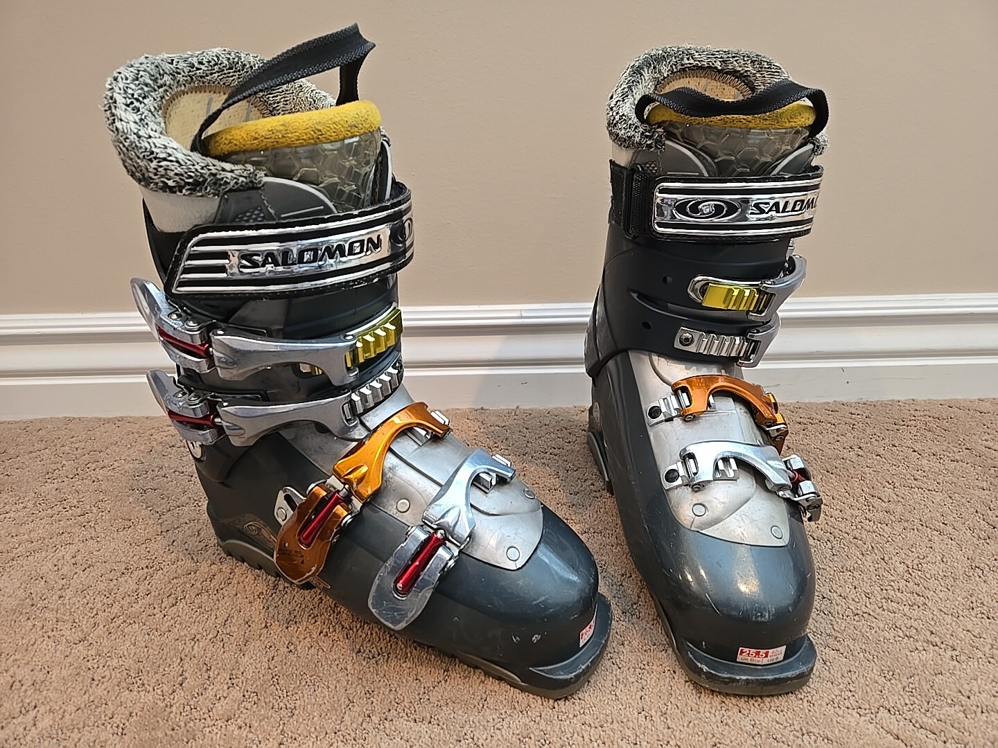 Scarponi da sci Salomon Irony 7.5 donna 8 Mondo 25.5 alpino fodera comfort sportiva