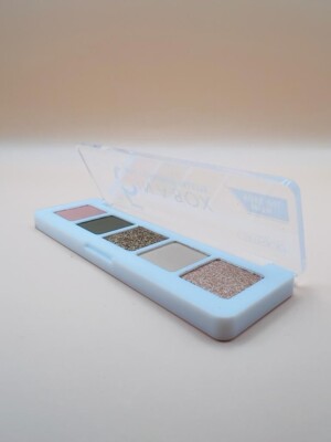 Catrice, 5 in a Box Mini Eyeshadow Palette + Rose Oil, 070 Elegant Khaki Look 4g