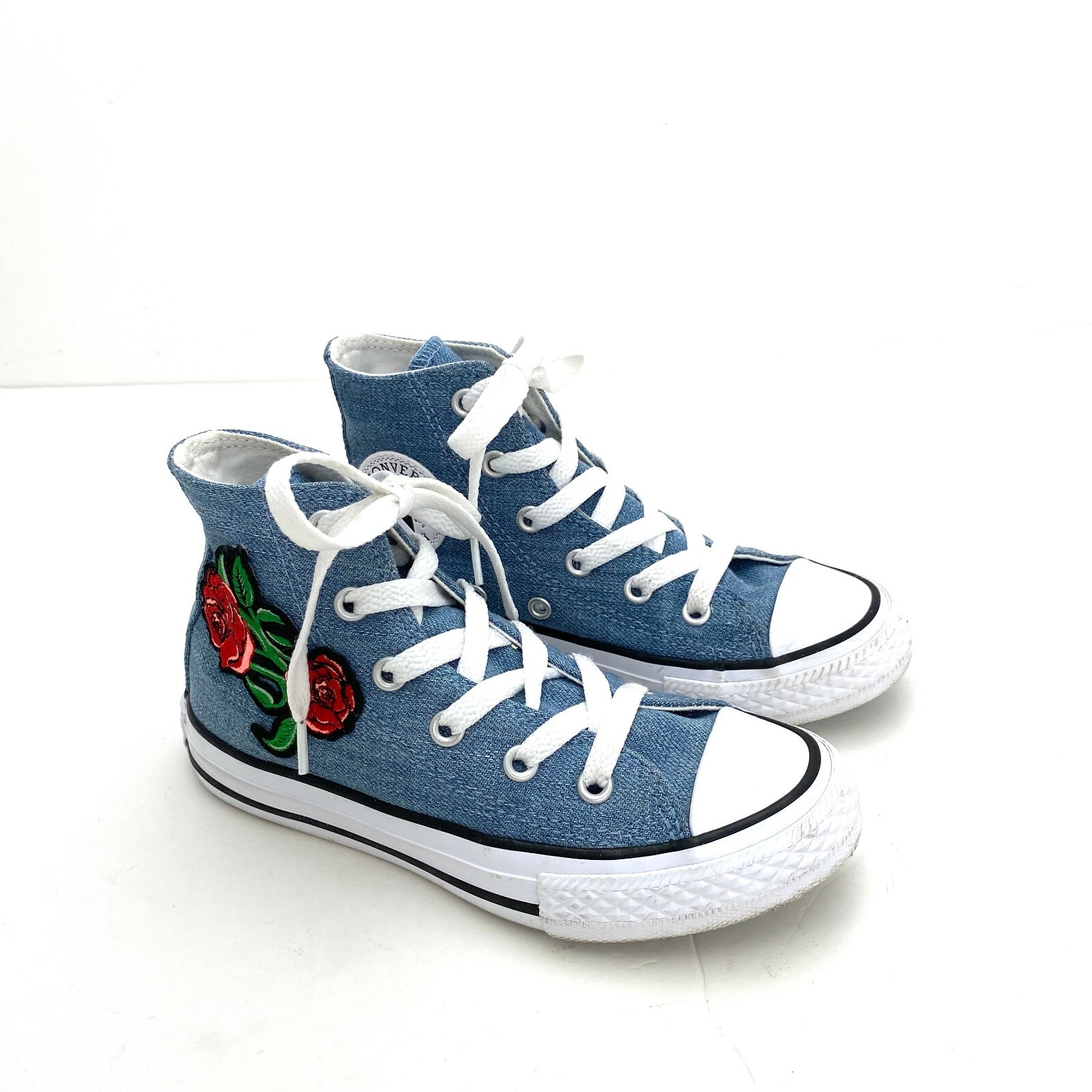 converse embroidered roses