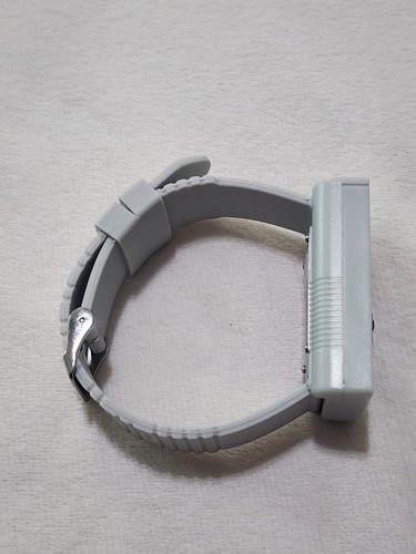Nintendo 2018 GameBoy Retro Watch Works Great New Battery  - Picture 3 of 6