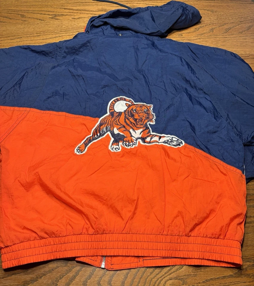 复古 Auburn 风衣带帽 Blockletter 拼色 XL 码 — 第 2/4 张图片