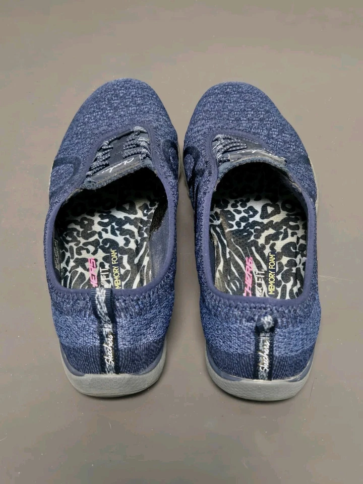 Skechers Breathe Easy Infi-Knity Womens Sz 8 Navy Blue 23028 Slip On Relaxed Fit - Image 4 of 4