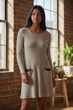 AGB Beige Sweater Dress M NWT Quiet Luxury Coastal Grandma Pocket Knit Tunic