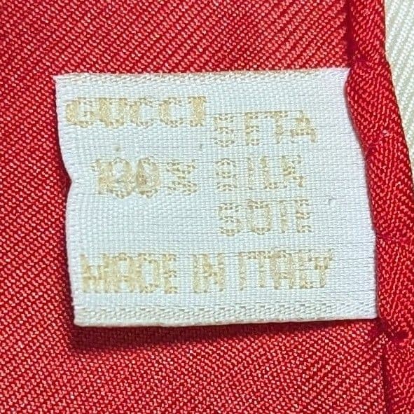 GUCCI Large Scarf Floral Butterfly 100% Silk Italy Red and Multicolor　87cm×87cm thumbnail 8