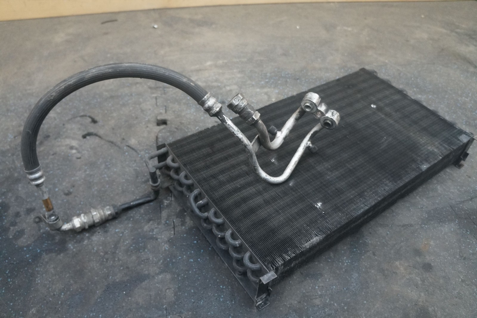 AC Air Conditioning Condenser Core OEM Bentley Turbo R 1991