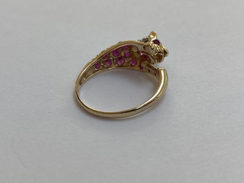 Superb 9CT Gold Ruby Panther Ring Red Ruby & Diamond Ring Size P - Picture 7 of 12