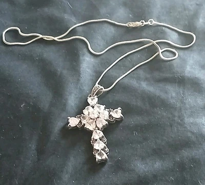 New Without Tags 925 Hallmarked Sterling Silver Large Cross With 18" 925 Chain - Image 1 of 4