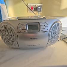 Philips AZ127 Portable CD Cassette Radio DBB Sound Player/ Read Description 