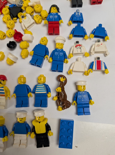 32x Vintage 1980's Lego Minifigures Mini Figure Miner City Random Lot - Picture 5 of 8
