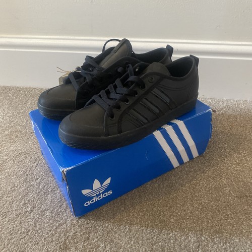 Adidas Honey Low da ginnastica donna. " BB0891. Scatola Con Coperchio. UK taglia 5. Nero - Foto 2 di 11