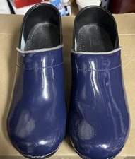 SANITA CLOGS Women's Size 39 US 8.5 / 9 Navy Blue Patent Leather Healthcare
