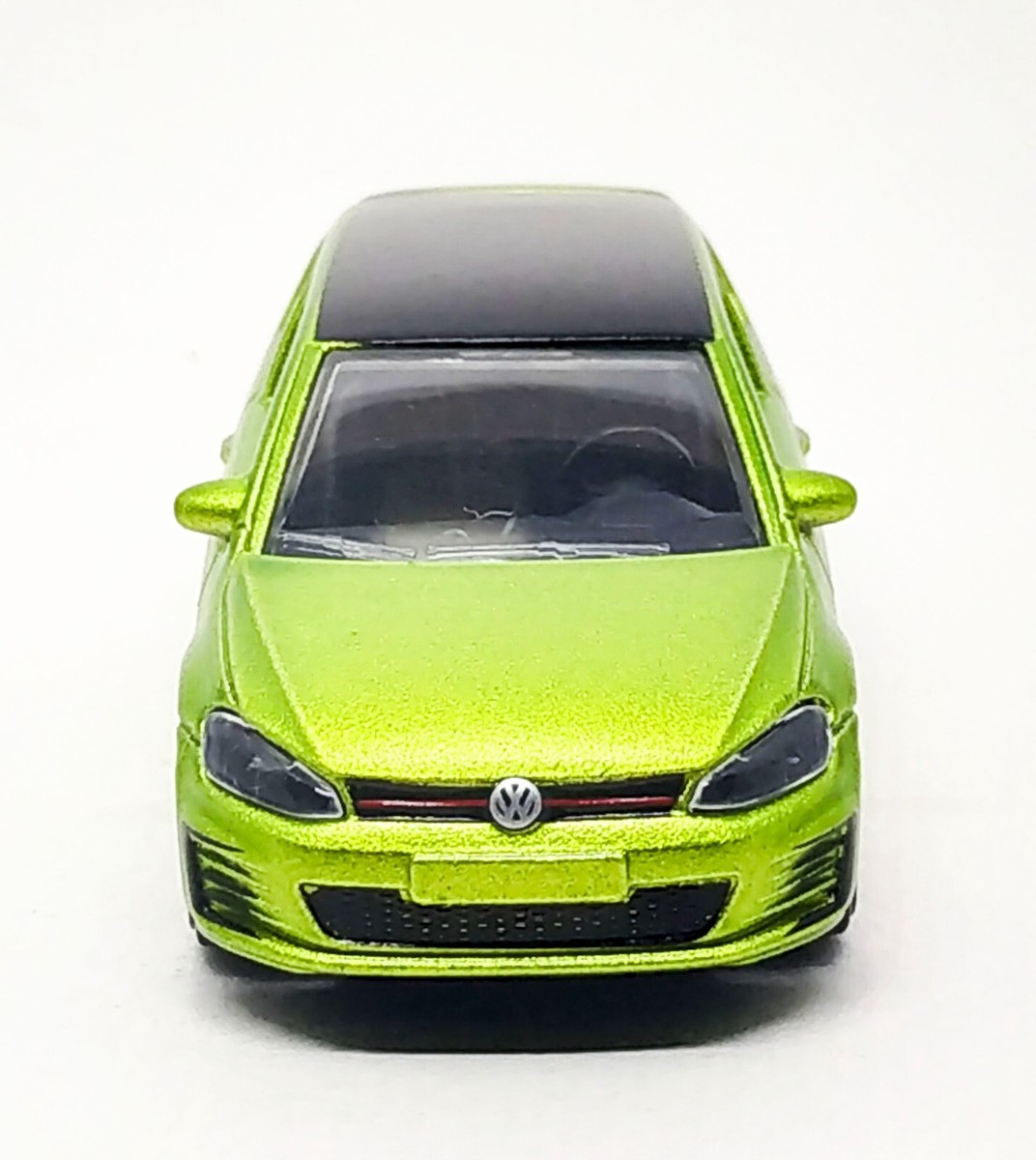 Majorette Volkswagen Golf VII GTI Metallic Light Green -5LTS 1:64