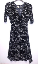 Merona dress black white XS fit flare wrap V Geometric print stretch No-Iron EUC