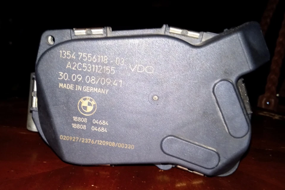 Conjunto de carrocería de acelerador de inyección de combustible VDO BMW SERIE 3 2006-2011 con pernos Foto 3 de 4