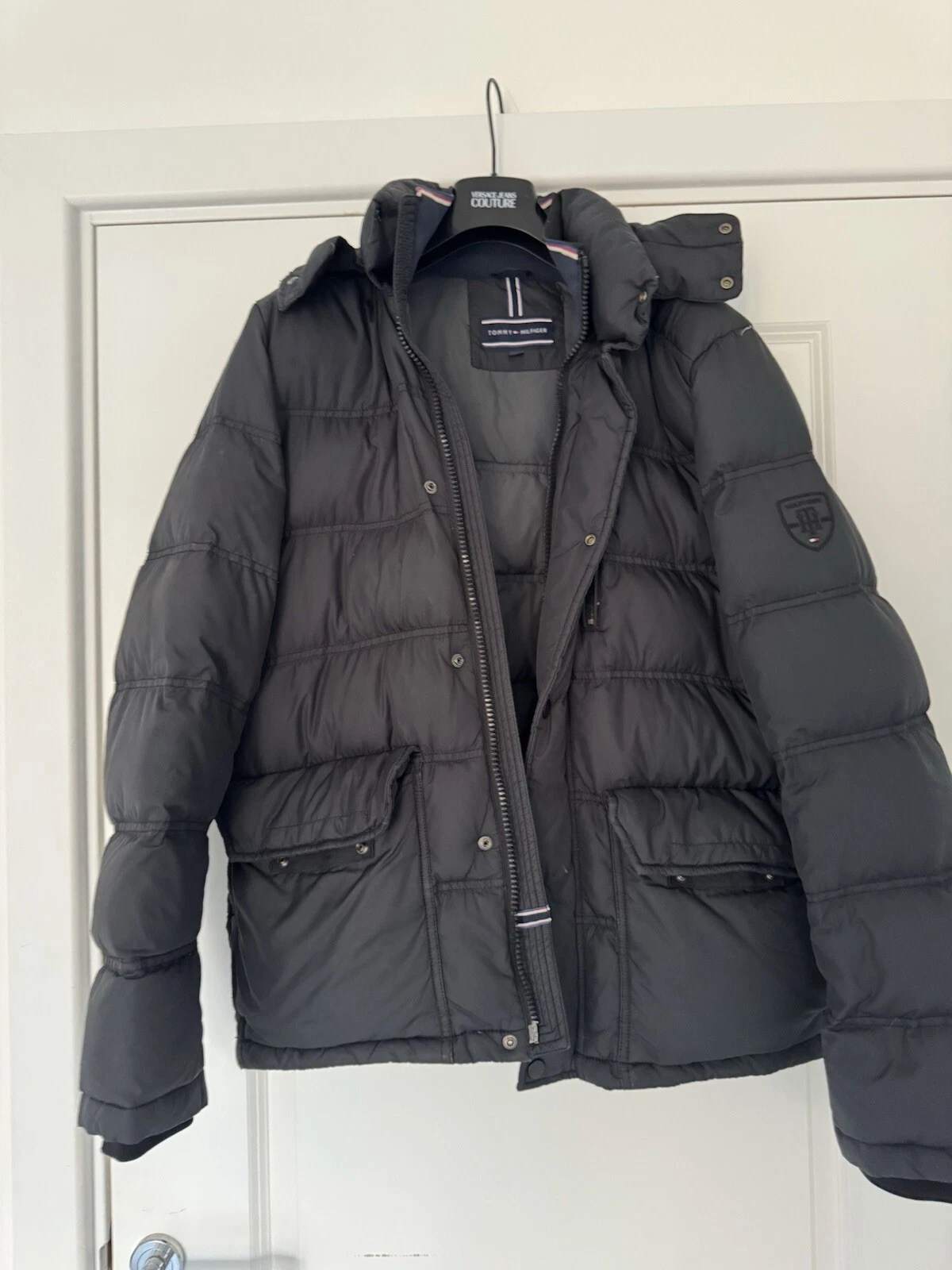 tommy hilfiger puffer jacket mens medium