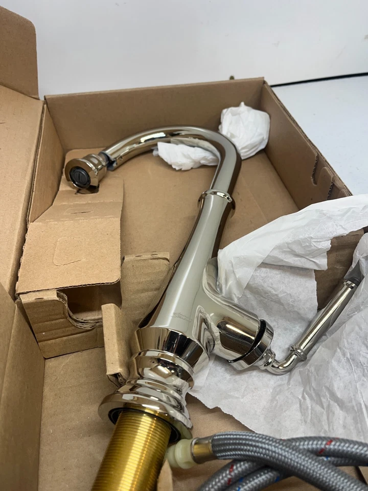 Grifo barra pulverizadora extraíble American Standard 4279410.013 Delancey de una sola manija Foto 2 de 2