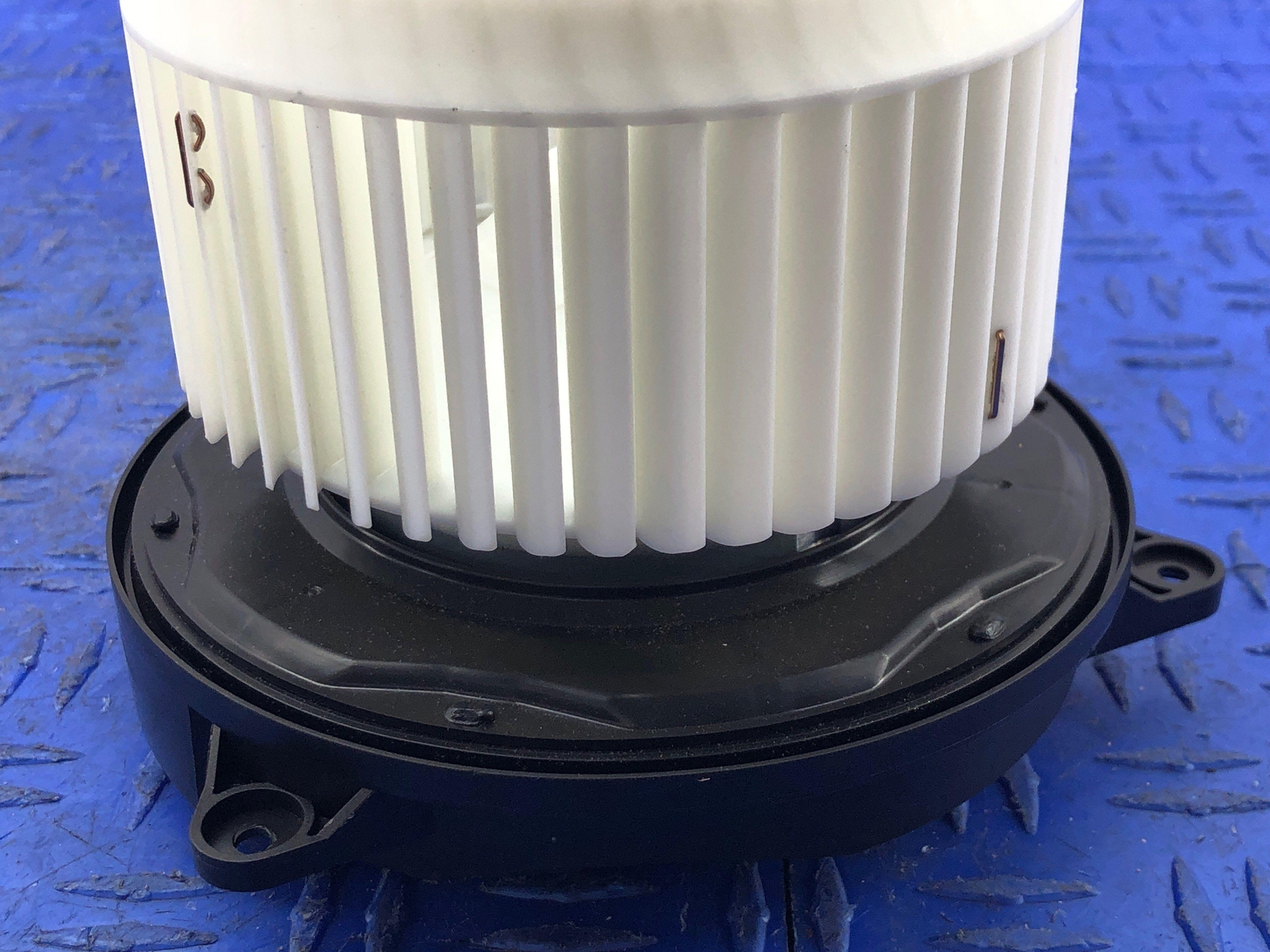 2023 MASERATI GRECALE HEATER BLOWER MOTOR FAN 673013331 OEM