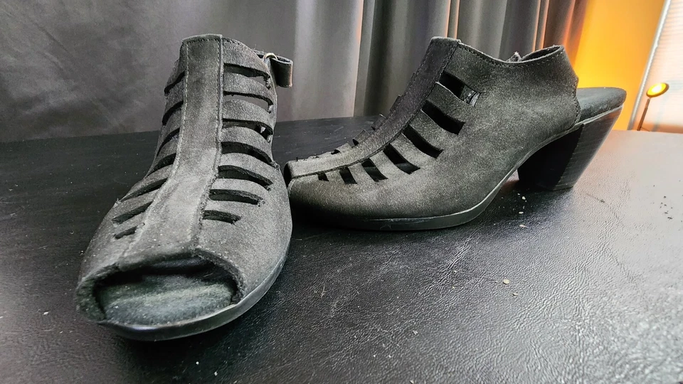 Sandálias pretas femininas Munro American 4 - Imagem 3 de 4