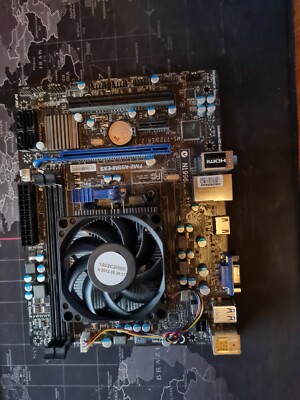 MSI FM2-A55M-E33 MS-7721 Ver.2.3 Mainboard AMD A8-6600K - 3,9 GHz Quad-Core