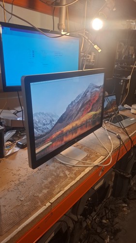 Cheap Apple A1407 Thunderbolt 27" IPS LCD Monitor with Speakers - (MC914LL/A) - Photo 5/15