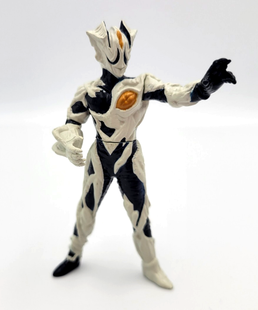 Kyrieloid Ultraman Tiga Figure Kaiju Ultra Monster 3