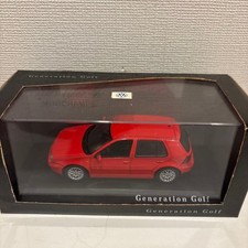 MINICHAMPS 1/43  VW GOLF RED 139585
