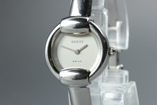 [Near MINT] Gucci 1400L Qz Bangle Watch Silver Women's Watch From Japan