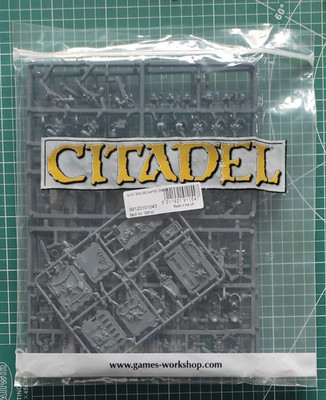 Warhammer 40000/40k : Black templars chapter upgrade kit ( space marine )