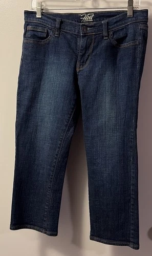 Old Navy Women's the Flirt Capri Dark Denim Jeans Size 4 Regular