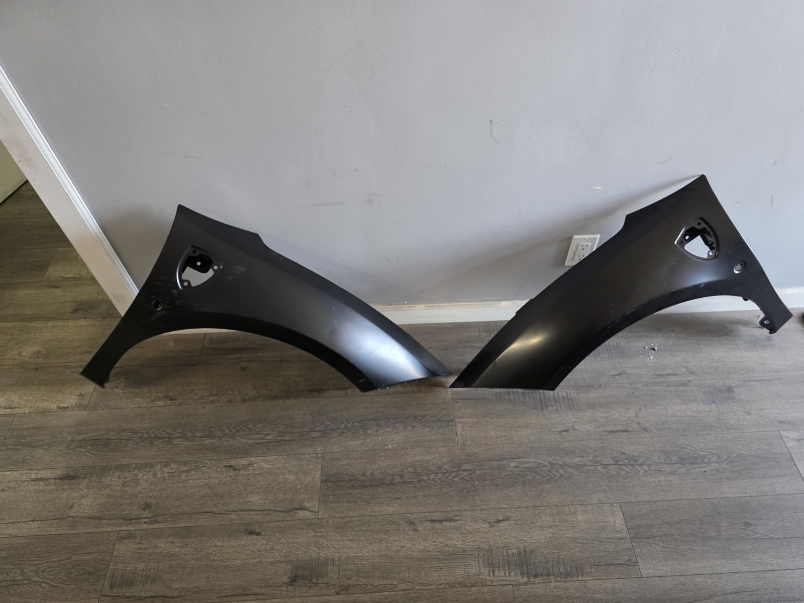 FERRARI 488 GTB SPIDER FRONT FENDER LEFT AND RIGHT 87524011 87523911