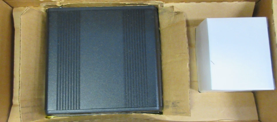 Bocamodem M0024ED Baud External Serial RS232 Modem - Image 2 of 2