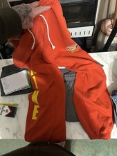 Nike Mens Orange Sweatpants L Tapered Leg Dra...